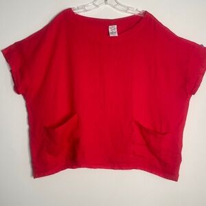 Red Womens Match Point Linen Boxy Short-Sleeve Top with Front Pockets